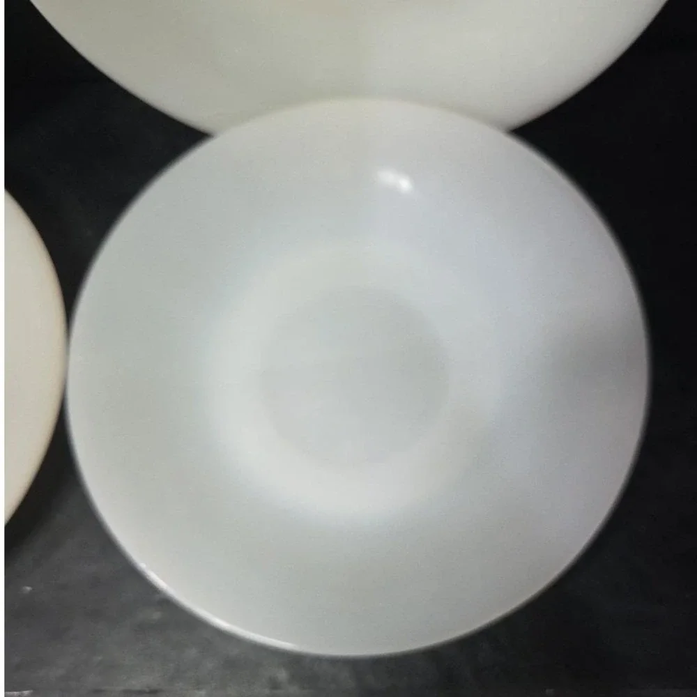 Anchor Hocking Fire King Milk Glass Saucers, Set of 4,‎ Off White Dinnerware